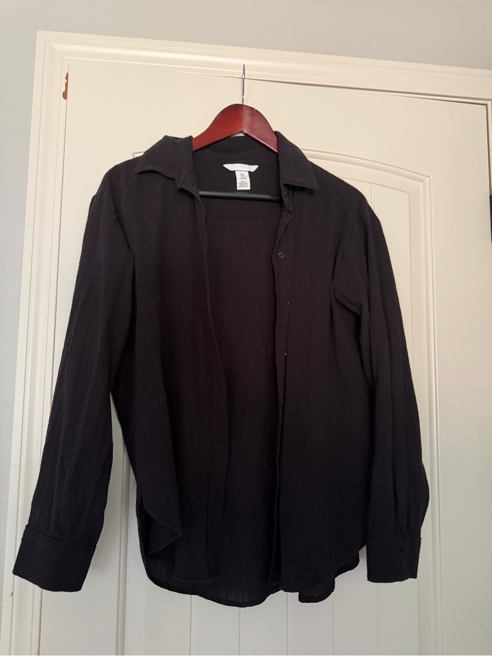 H&M black button down